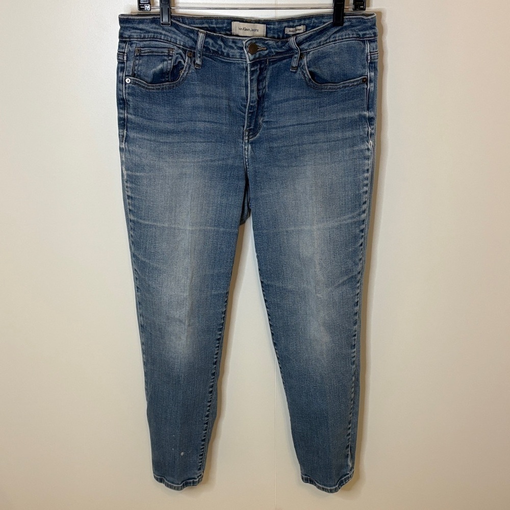 Calvin Klein Jeans Women's Light Blue Ankle Jeans